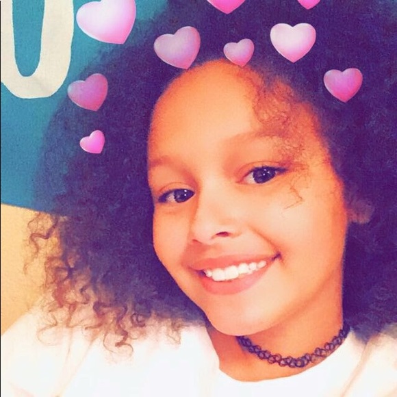 Meet your Posher, Danielle - Picture 1 of 1